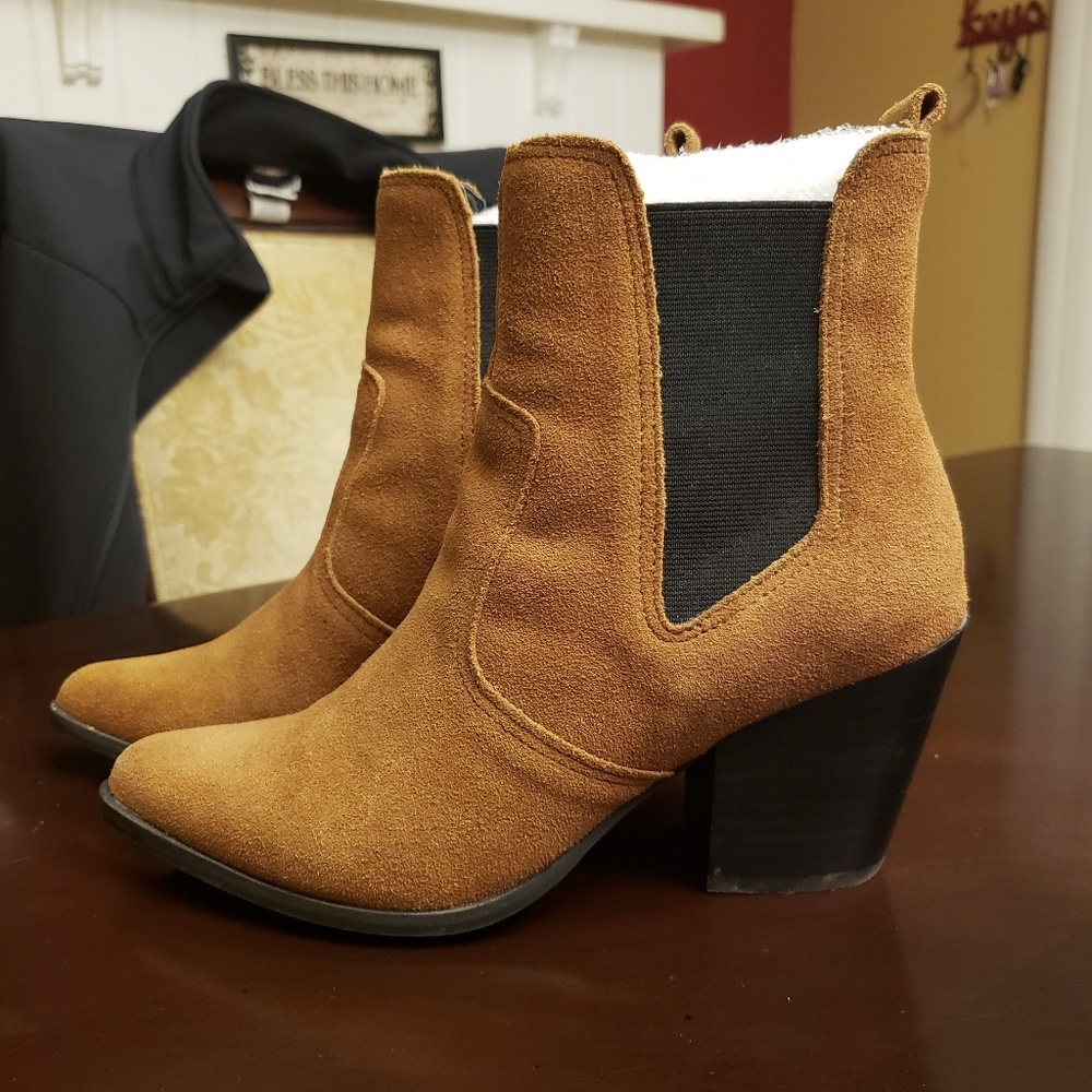 Steve Madden Patricia Suede Block Heel Booties